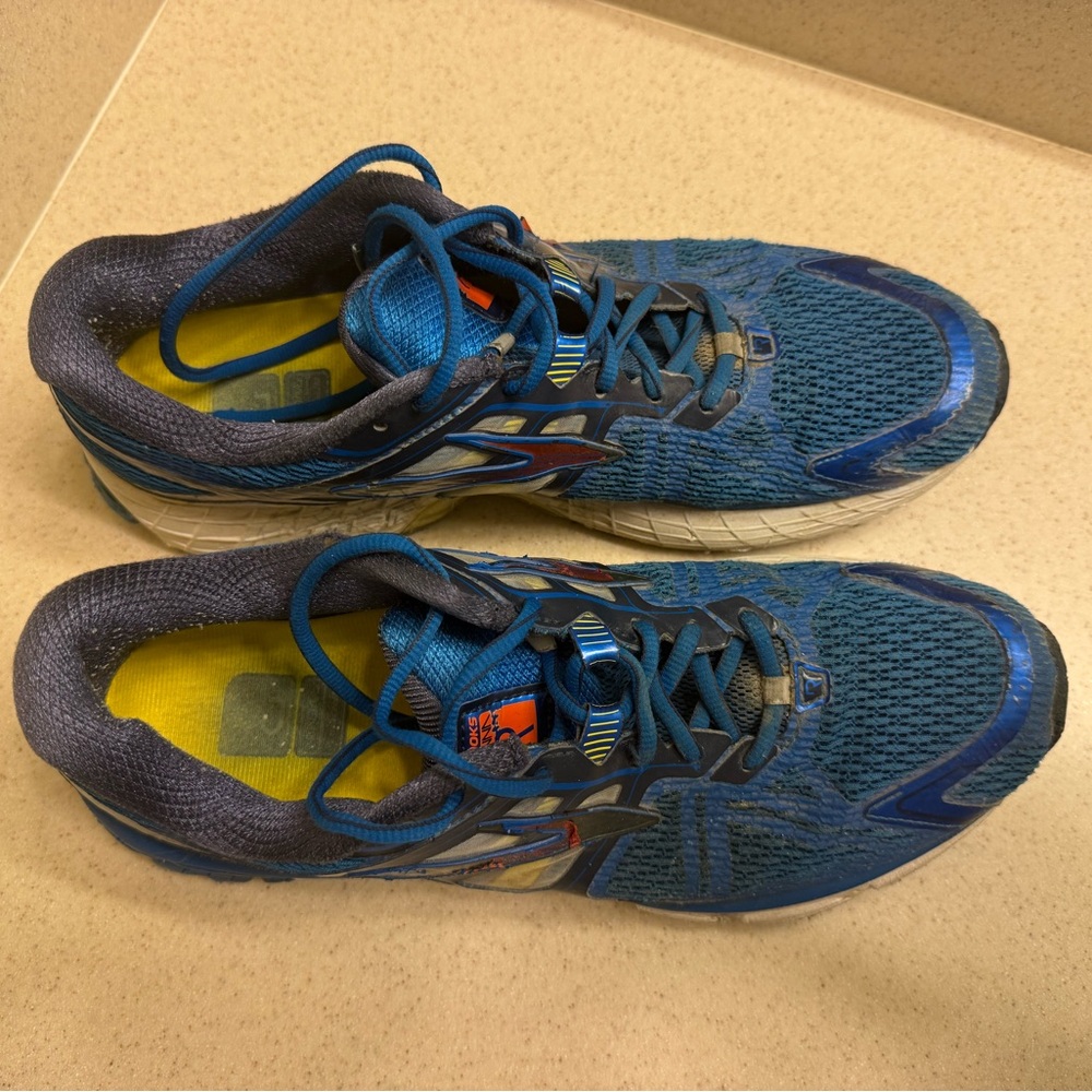 Men's Brooks Blue Running Shoes